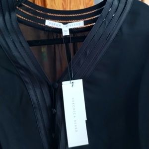 New Veronica beard Blouse size 6 black Neck satin down front button
